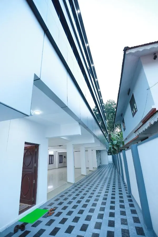 酒店 蒂鲁瓦尔拉 Kausthubhom Residency酒店
